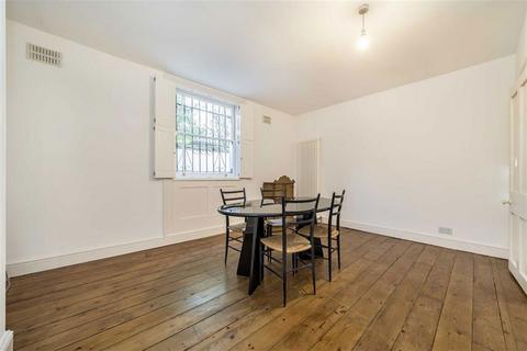 3 bedroom flat for sale, Lewisham Way, London SE4