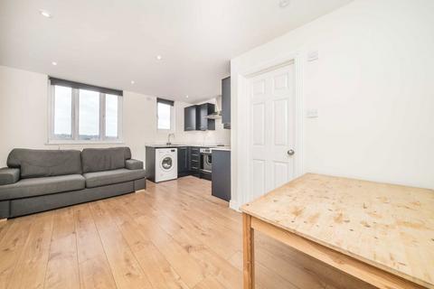 1 bedroom flat for sale, Richmond Road, Kingston Upon Thames KT2