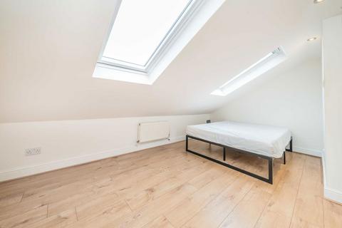 1 bedroom flat for sale, Richmond Road, Kingston Upon Thames KT2