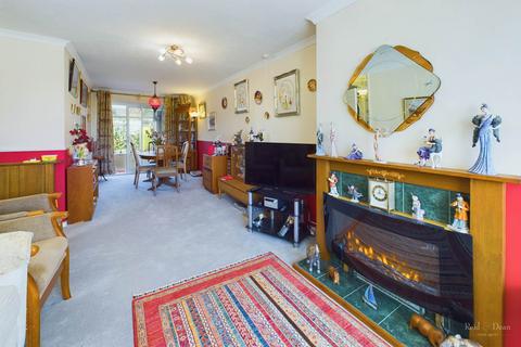 2 bedroom semi-detached bungalow for sale, Seven Sisters Road, Lower Willingdon