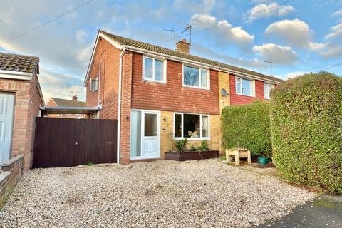 3 bedroom semi-detached house for sale, Carrant Road, Tewkesbury GL20