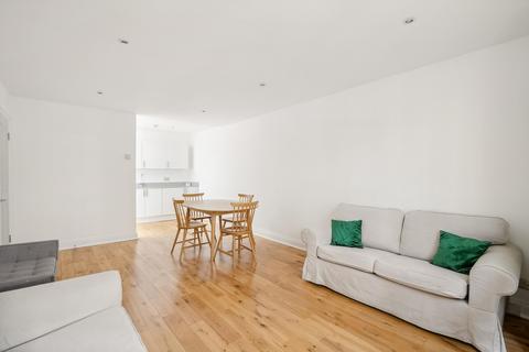 3 bedroom terraced house to rent, Spring Mews, London, W1U