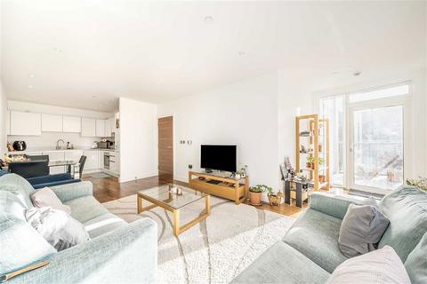 2 bedroom flat to rent, Norman Road, London SE10