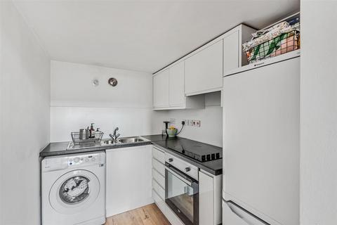 1 bedroom apartment to rent, Fairfield Road, Bow Quarter, E3