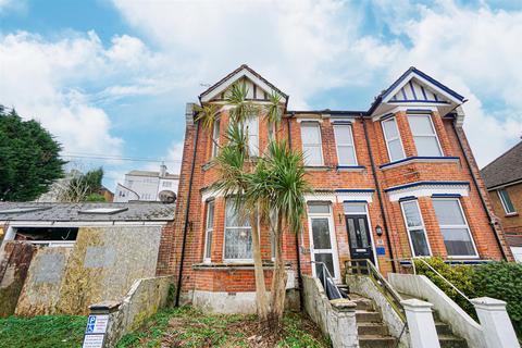 3 bedroom terraced house for sale, Beaconsfield Road, Hastings