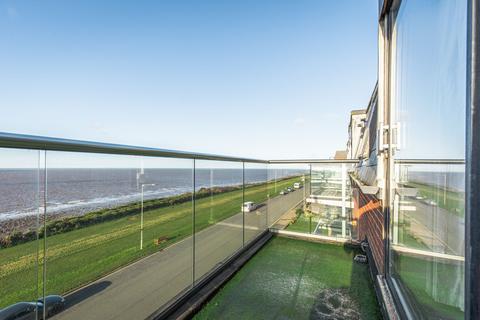 2 bedroom flat for sale, Hunstanton