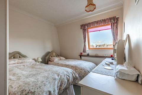 2 bedroom flat for sale, Hunstanton