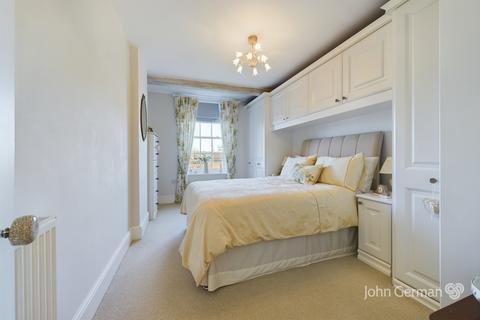 2 bedroom apartment for sale, Green Hall, Lichfield Road