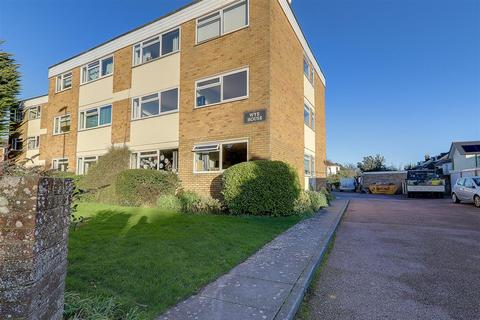 2 bedroom flat for sale, Wye House, Downview Road, Worthing BN11