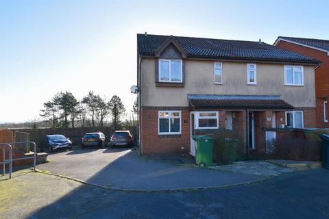 1 bedroom flat for sale, Farmlands Close, St. Leonards-On-Sea