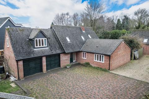 4 bedroom detached bungalow for sale, Long Street, Great Ellingham, NR17