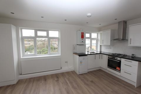 2 bedroom flat to rent, Waverley Road, Harrow