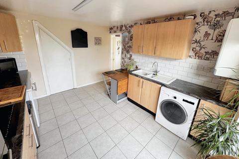 3 bedroom semi-detached house for sale, Benfleet Park Road, Benfleet