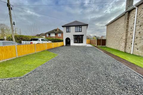 Broad Lane, Moulton