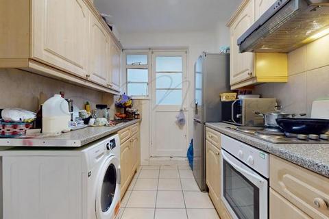 1 bedroom flat to rent, Hatherley Grove, London, W2