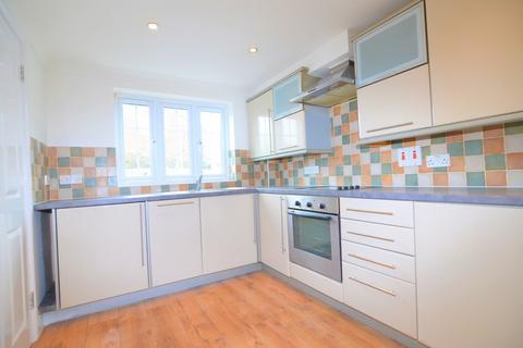 2 bedroom semi-detached house to rent, James Close, Dorchester