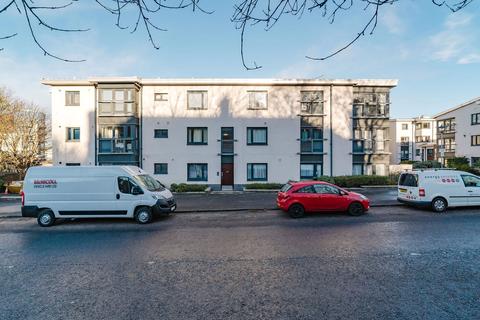 2 bedroom apartment to rent, Granton Road, Trinity, Edinburgh