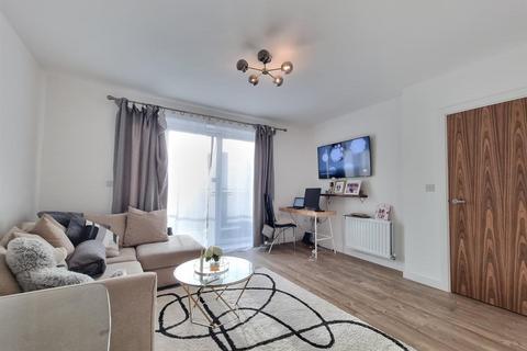 1 bedroom flat for sale, Flat 48 Dalton House, 7 Handley Page Road