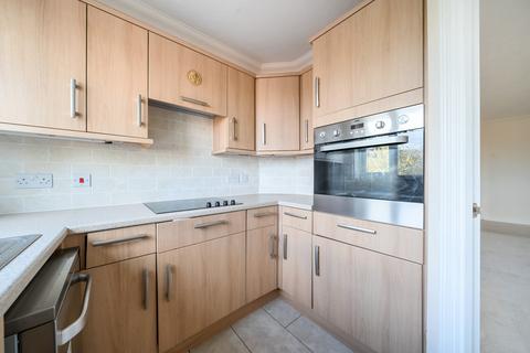 2 bedroom apartment for sale, Grove Road, Woking, GU21