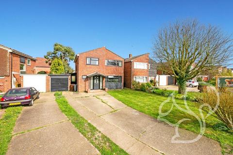 4 bedroom detached house for sale, Pine Close, Great Bentley