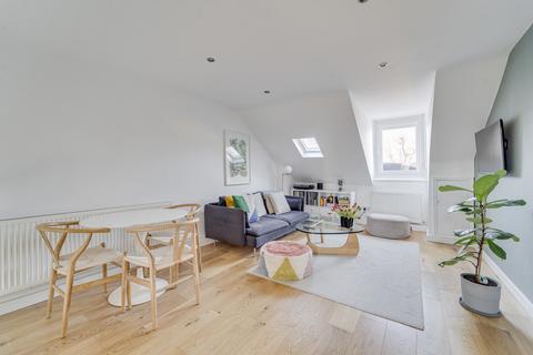 1 bedroom apartment for sale, Caledonian Road, Islington, London, N1