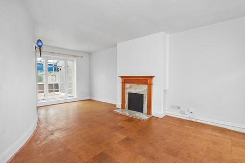4 bedroom townhouse for sale, Tenterden, Kent TN30