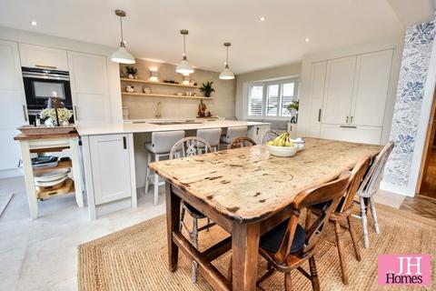 9 Teal Close, Askam-in-furness, LA16 7JF