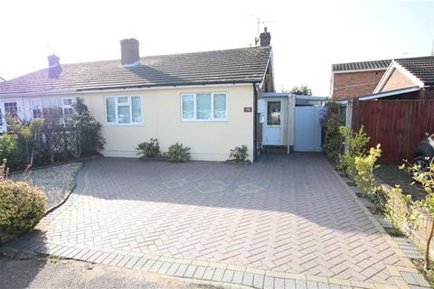 2 bedroom semi-detached bungalow for sale, Queens Road , Clacton on Sea