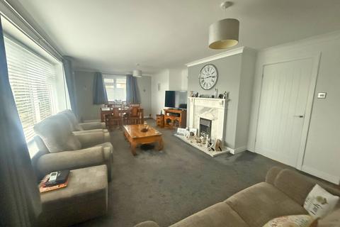 4 bedroom detached bungalow for sale, Campion Close, Scarborough YO13