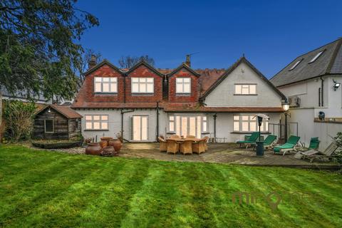 5 bedroom detached house for sale, Tolmers Road, Cuffley