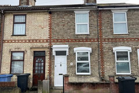 2 bedroom terraced house to rent, Deben Road, Ipswich, Suffolk, IP1