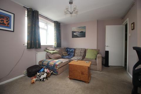 1 bedroom apartment to rent, Woodhouse Road