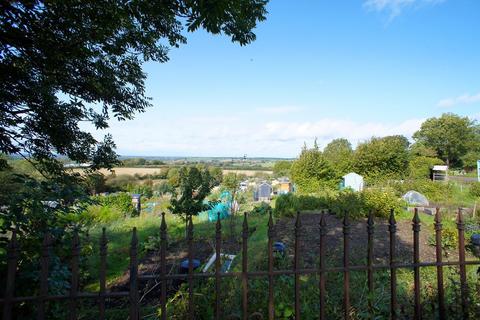 3 bedroom detached bungalow to rent, Rope Yard, Swindon SN4