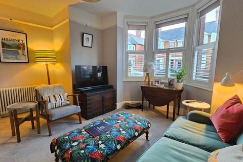 2 bedroom ground floor flat for sale, Kingsbridge Road, Newbury RG14