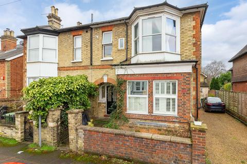 2 bedroom ground floor maisonette for sale, Lincoln Road, Dorking