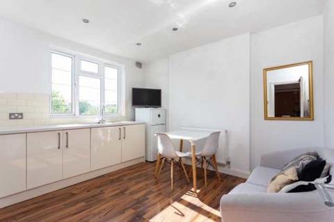 1 bedroom apartment for sale, Langham Close, Turnpike Lane N15