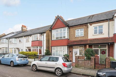 2 bedroom flat to rent, Glencairn Road, Streatham, SW16