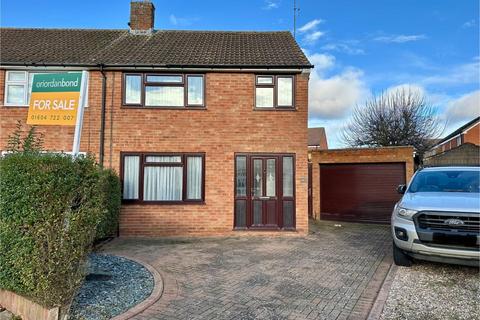 3 bedroom semi-detached house for sale, Barnfield Close, Kingsthorpe, Northampton NN2