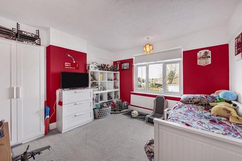 3 Arbuthnot Lane, Bexley, DA5 1EH