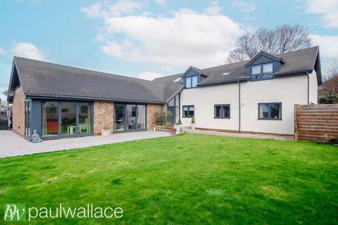 4 bedroom detached house for sale, Exceptional 4/5 Bedroom Detached House in Great Amwell