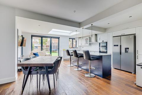 43 Barnard Road, Leigh-on-sea, SS9 3PH