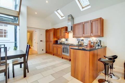 2 bedroom flat for sale, Old Brompton Road, Earls Court, London, SW5