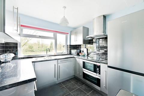 2 bedroom maisonette for sale, Chalk Road, Godalming, GU7