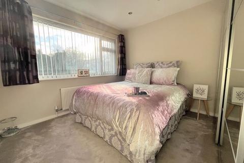 4 bedroom detached house for sale, Carlton Avenue, Streetly, Sutton Coldfield