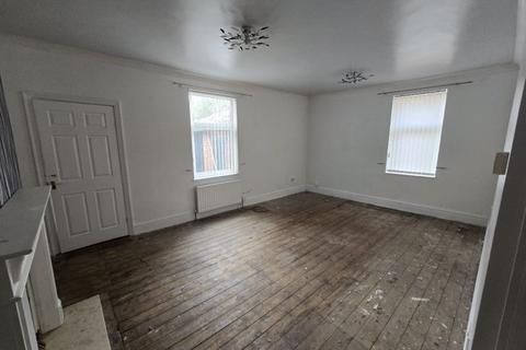 2 bedroom ground floor flat to rent, Rothesay Terrace, Bedlington