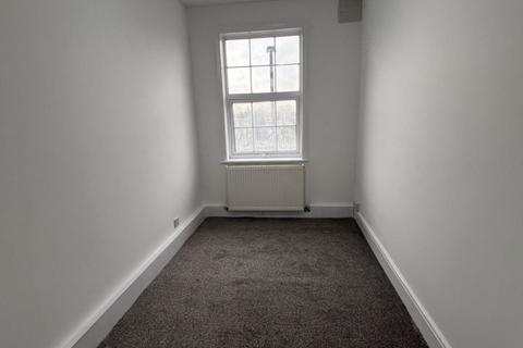 2 bedroom property to rent, Edgware HA8