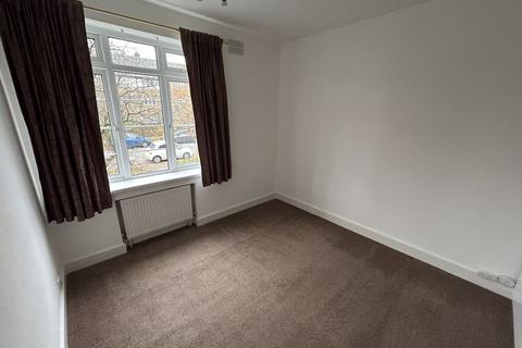 3 bedroom apartment to rent, Argyle Road, London