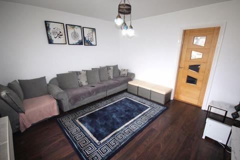 3 bedroom terraced house to rent, Lyme Green Road, Stechford, Birmingham, B33