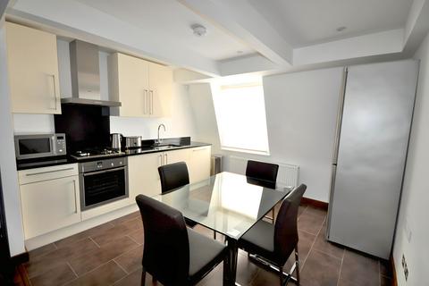 2 bedroom apartment to rent, Fitzrovia, London W1T