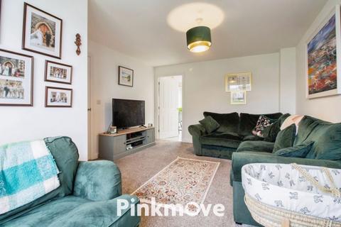 3 bedroom semi-detached house for sale, Acacia Avenue, Cwmbran - REF #00026047